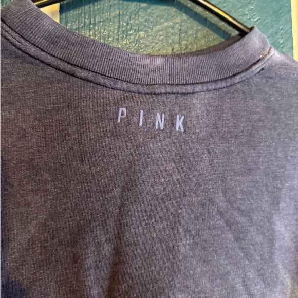 PINK Victoria's Secret Blue and Orange Cropped  Crew Neck - Picture 4 of 4